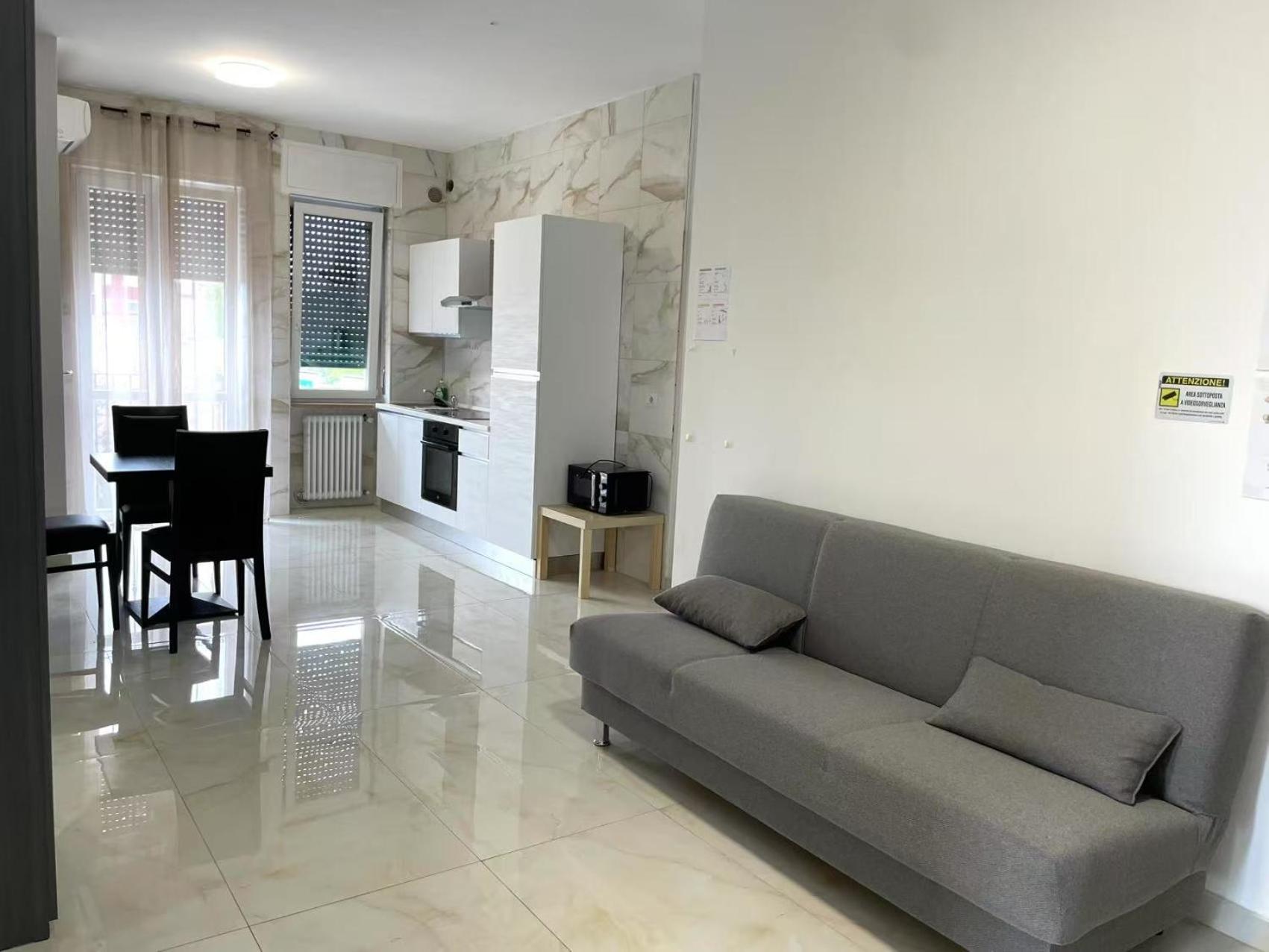 Fiera Rooms เวโรนา ภายนอก รูปภาพ