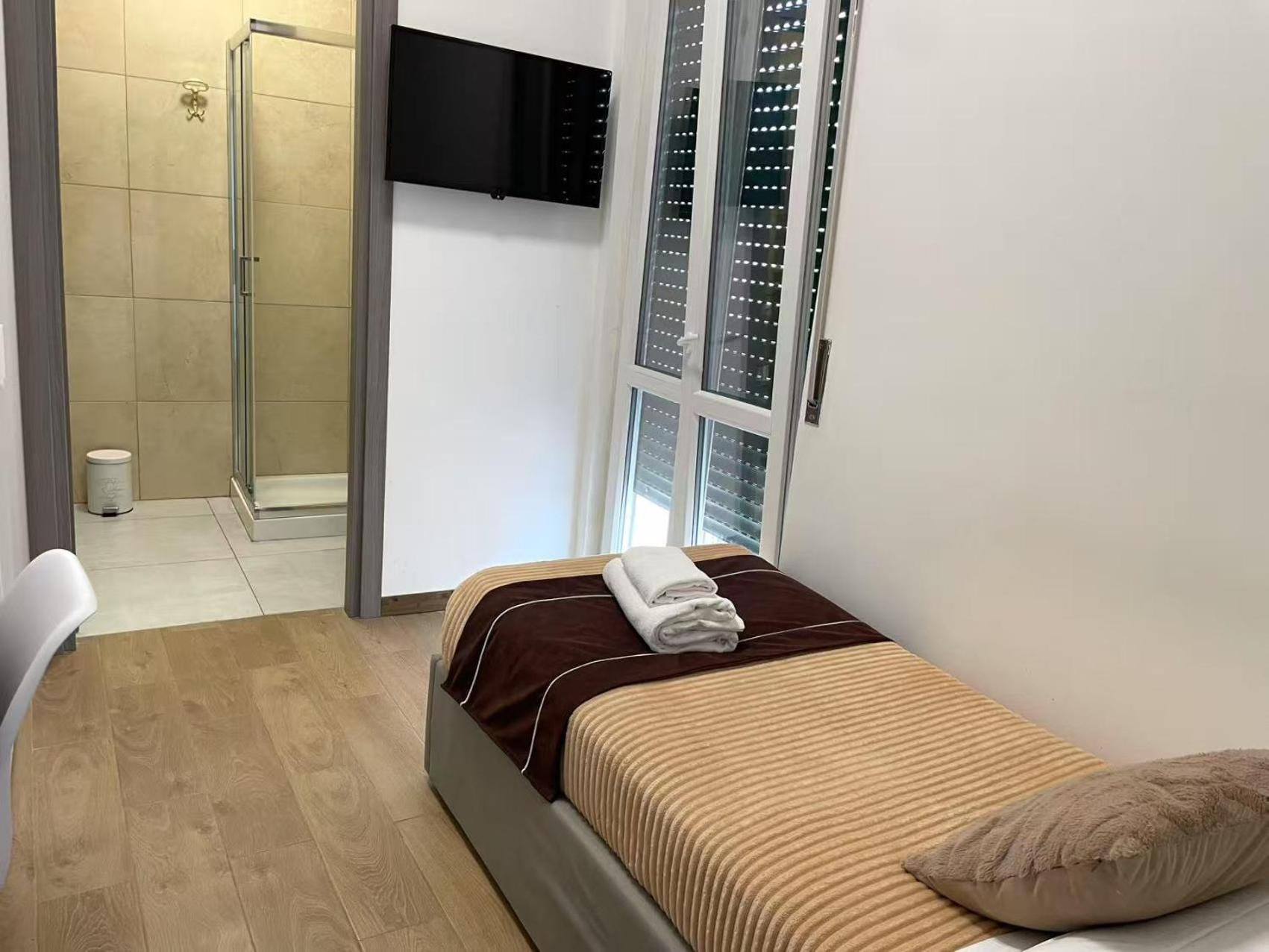 Fiera Rooms เวโรนา ภายนอก รูปภาพ