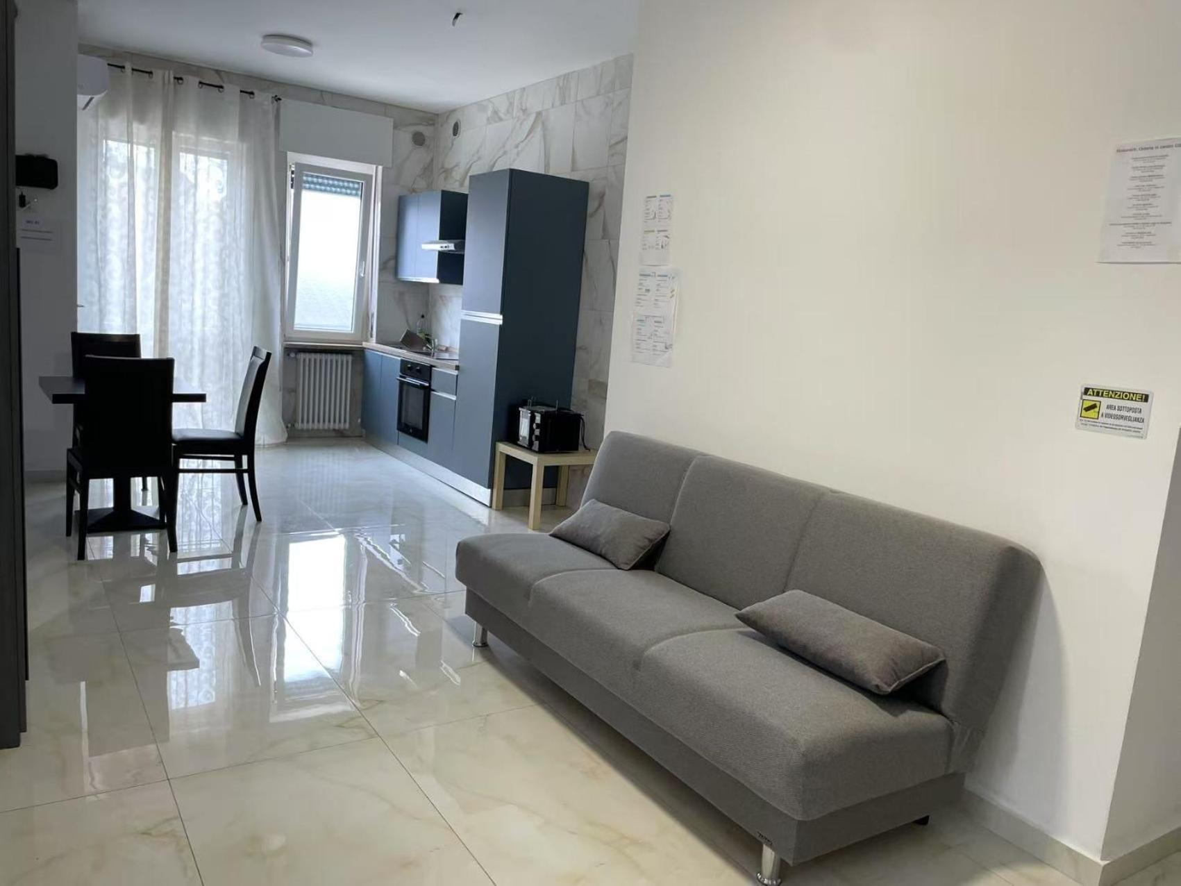 Fiera Rooms เวโรนา ภายนอก รูปภาพ