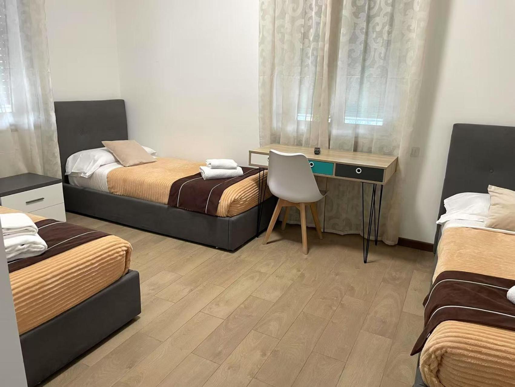Fiera Rooms เวโรนา ภายนอก รูปภาพ